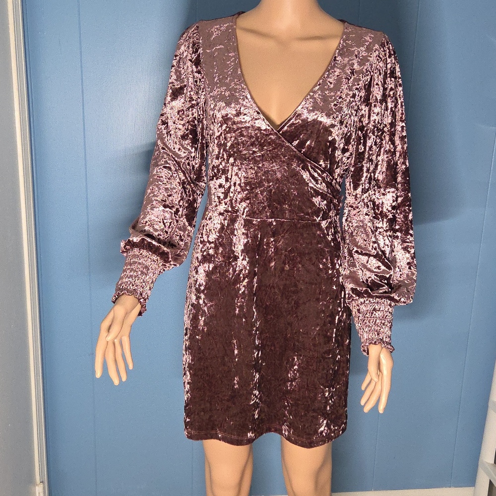 Forever 21 Velvet Long Sleeve Dress - Rich Brown